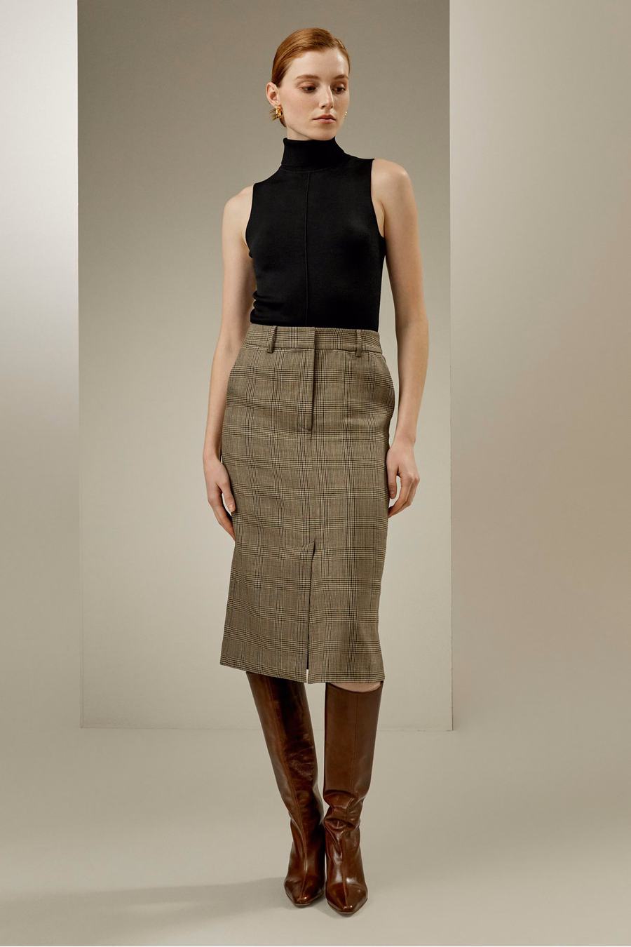 Silk Knitted Turtleneck Sleeveless Top
