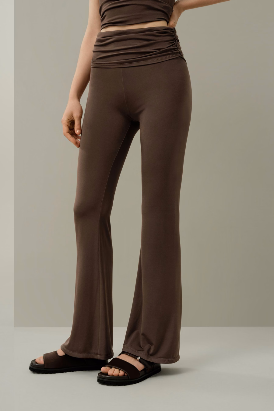 Seidenbreeze-Jersey-Fließende Flare-Hose