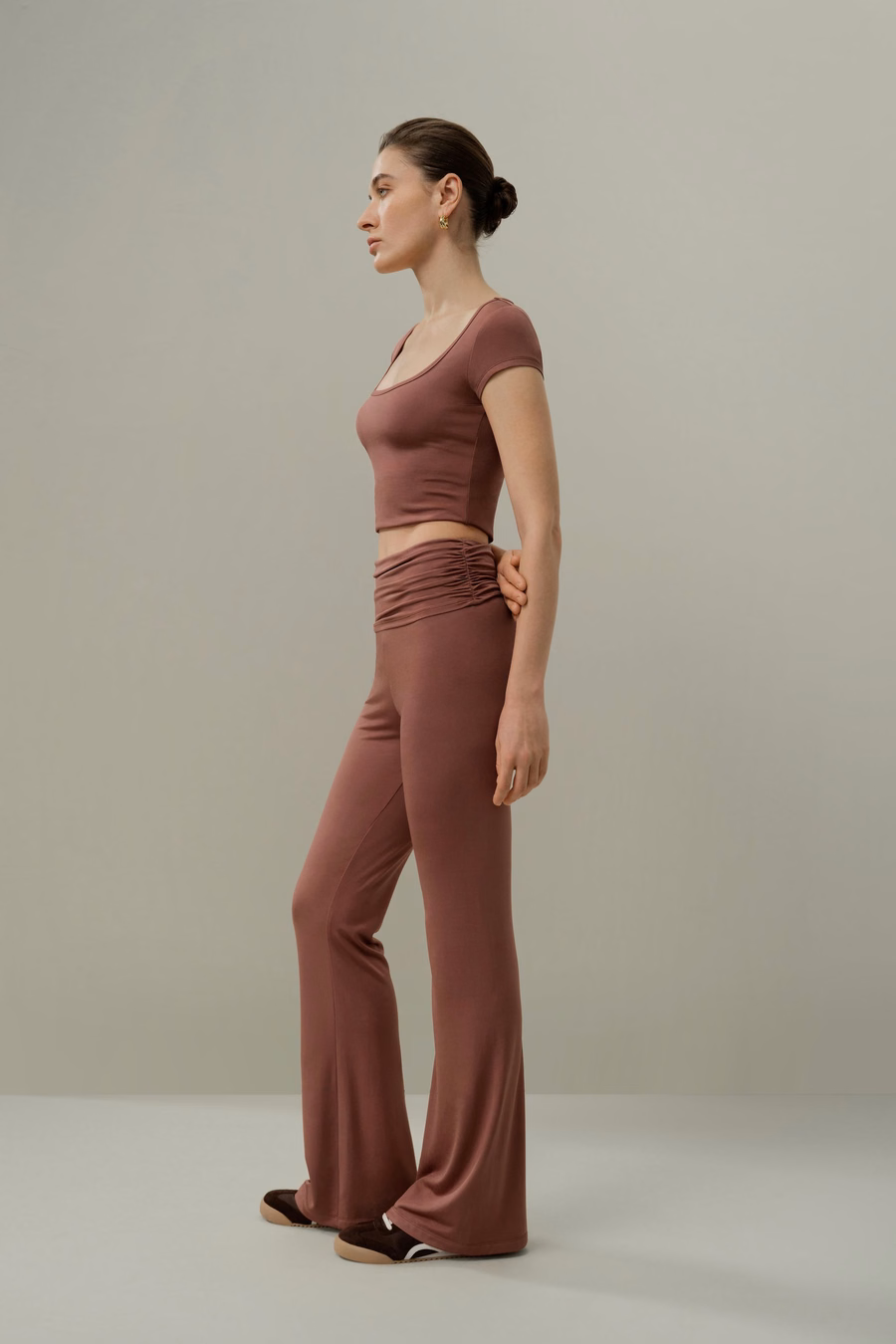 Seidenbreeze-Jersey-Fließende Flare-Hose