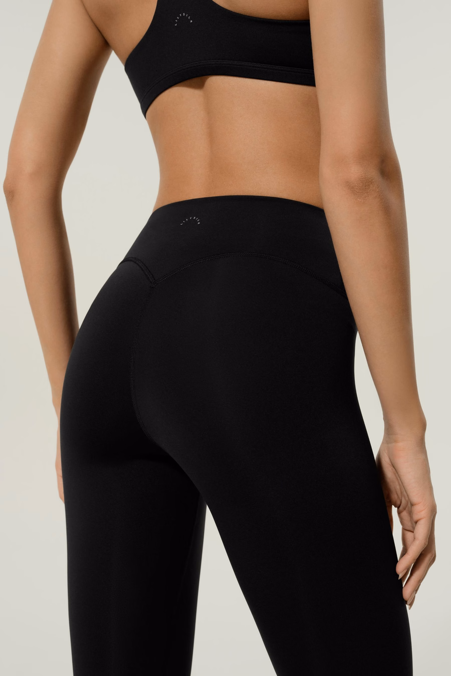 SilkContour™ Soft Ease Leggings