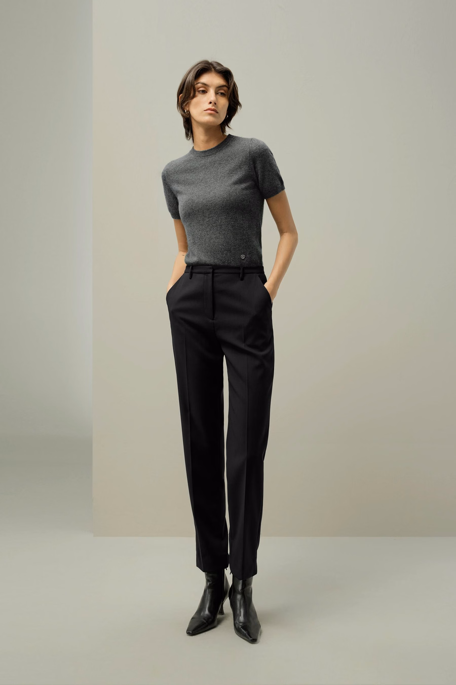 Cashmere-Fitted Kurzarmoberteil