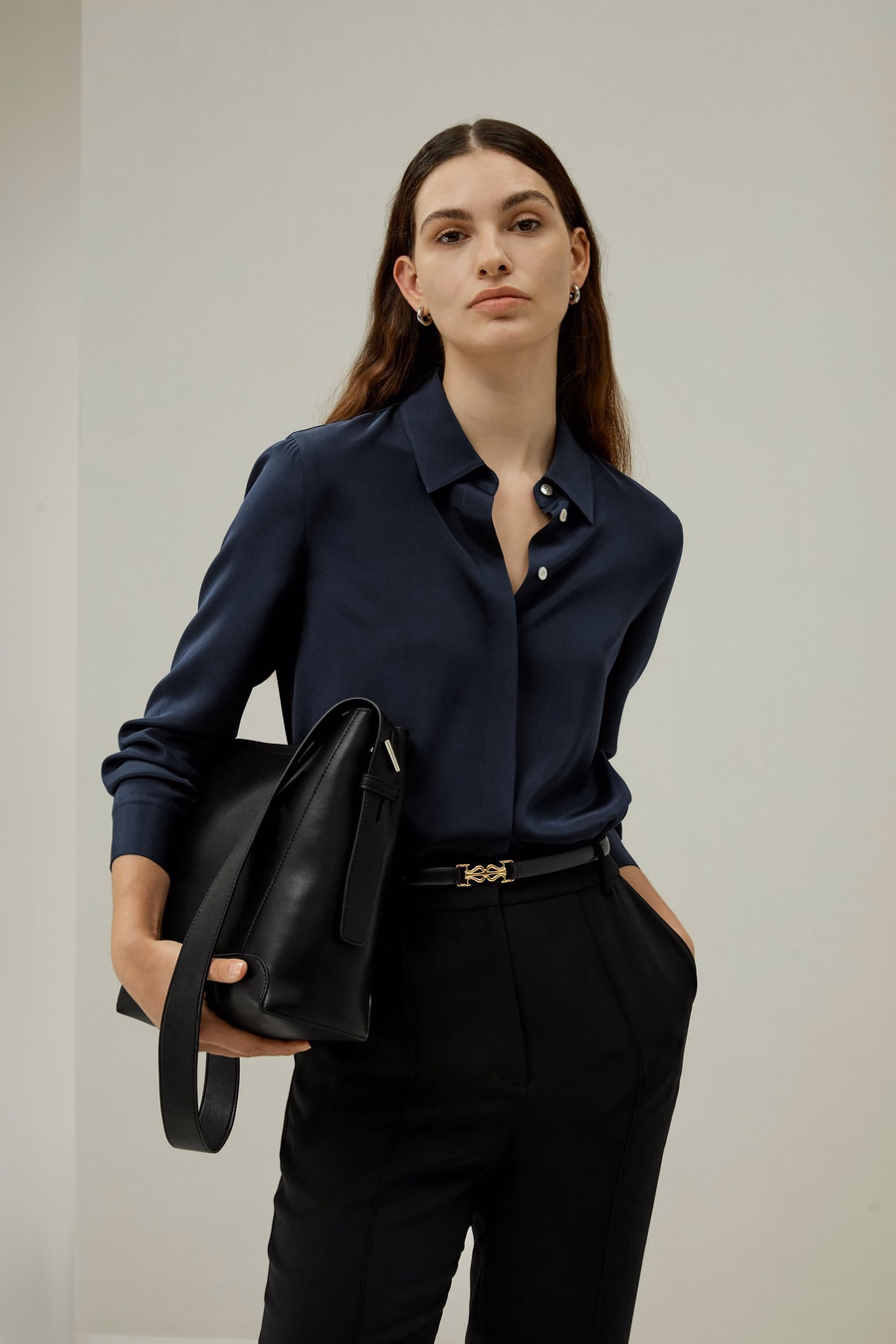 Elegante Seidenbluse mit Knöpfen