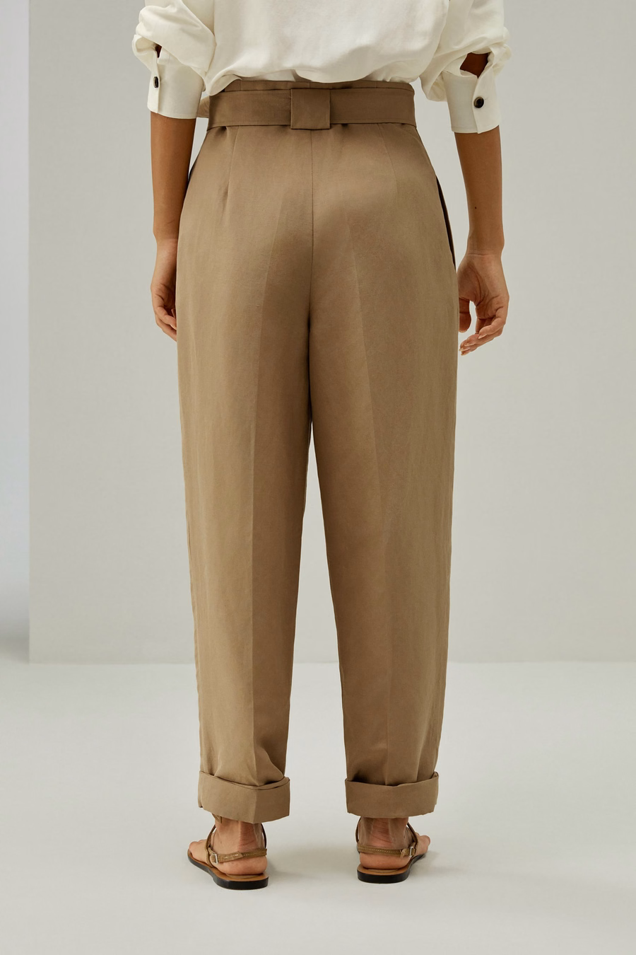 Atmungsaktive Seiden-Leinen-Mix-Tapered Pants