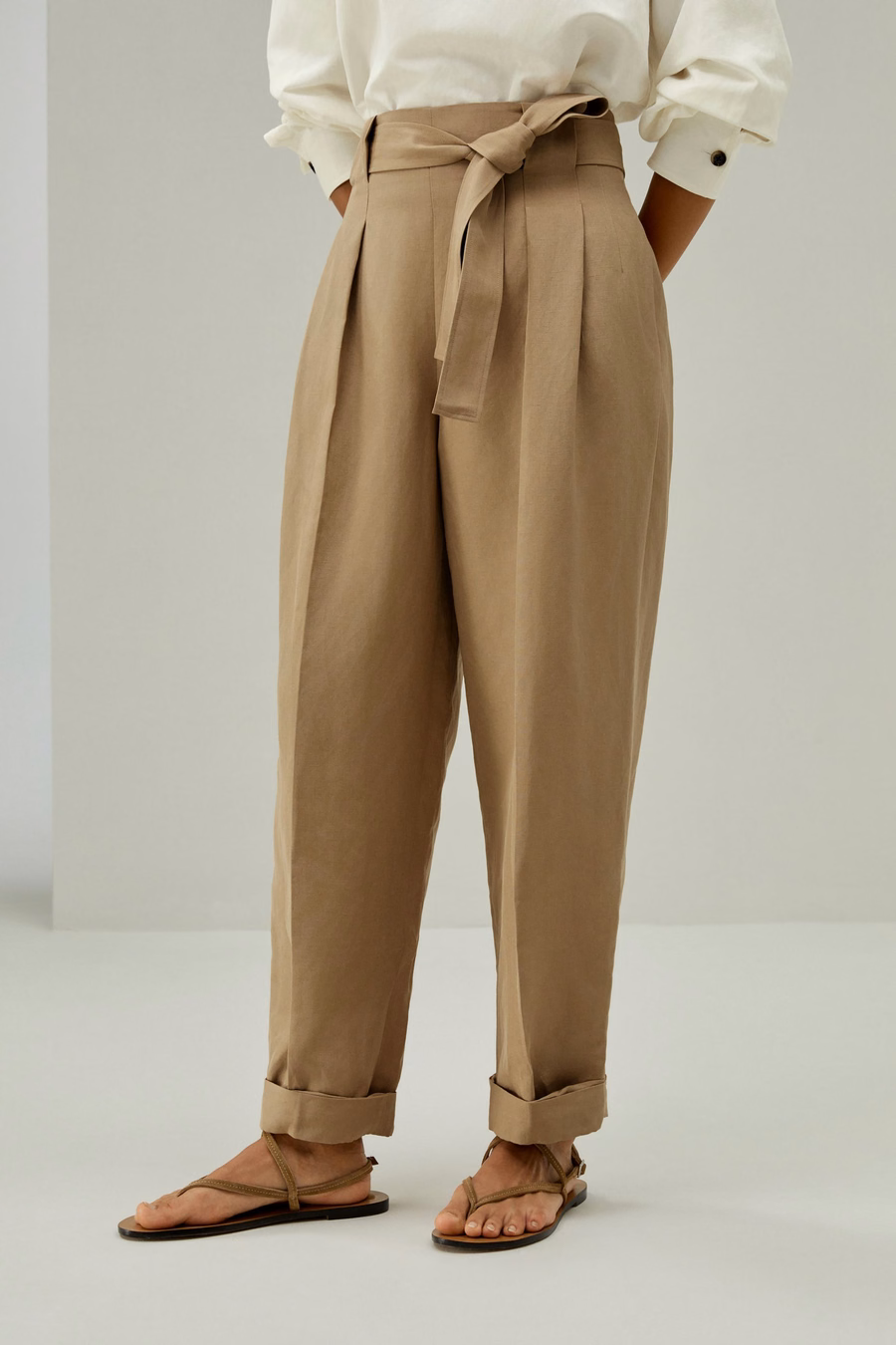 Atmungsaktive Seiden-Leinen-Mix-Tapered Pants