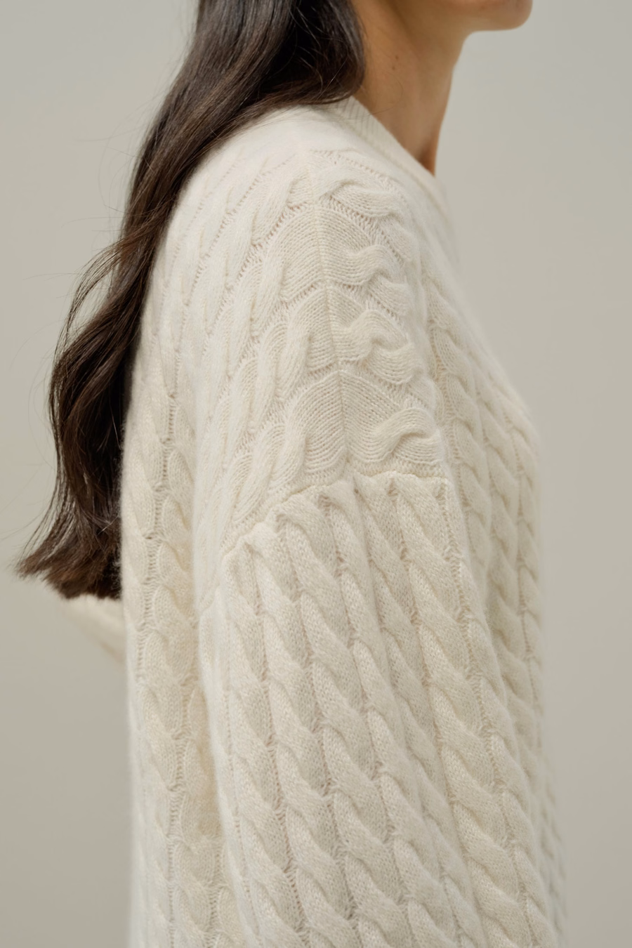 Rundhals Kabelstrick-Kaschmir-Pullover