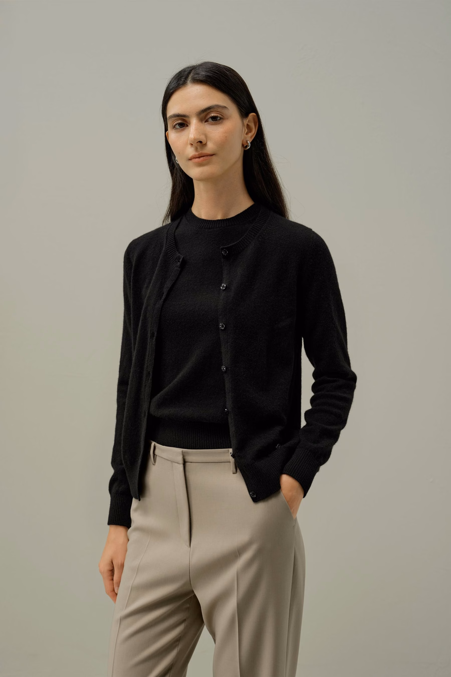 Cashmere-Fitted Crew Neck Cardigan