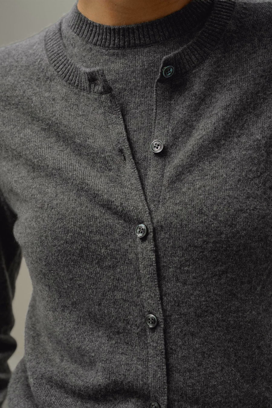 Cashmere-Fitted Crew Neck Cardigan