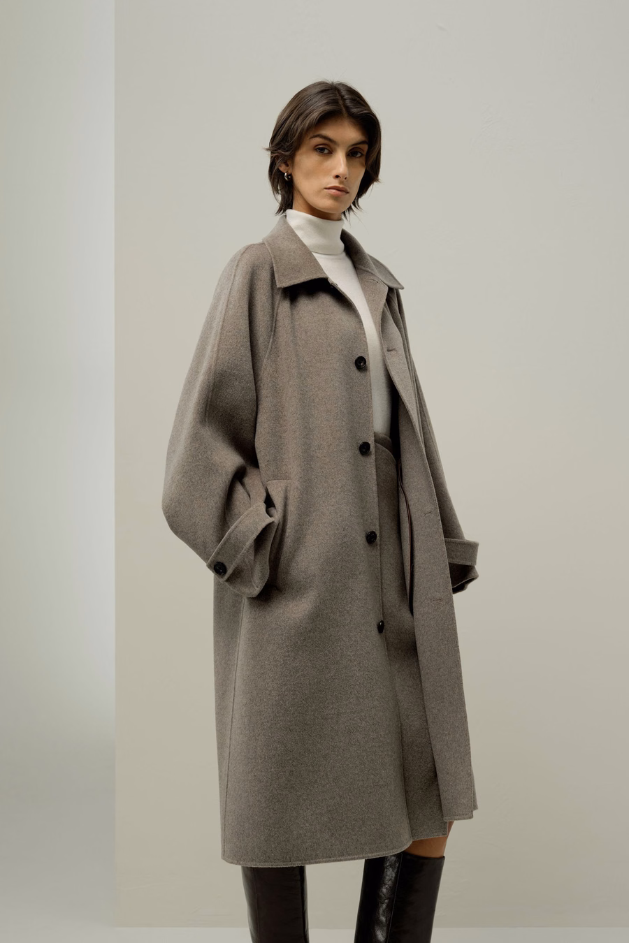 Oversized Double-Faced Silk-Wool Mantel