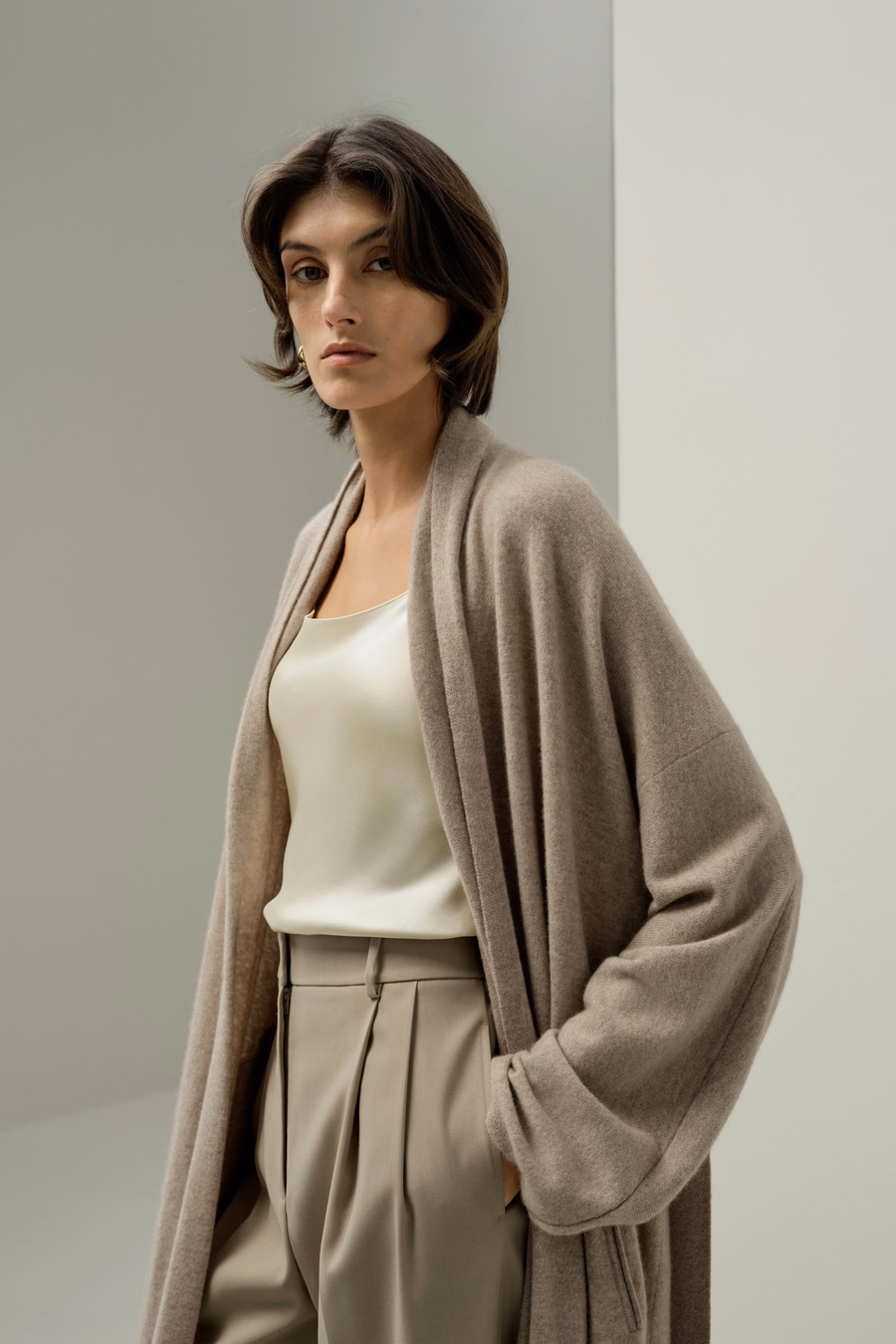 Wadenlanger Kaschmir-Cardigan