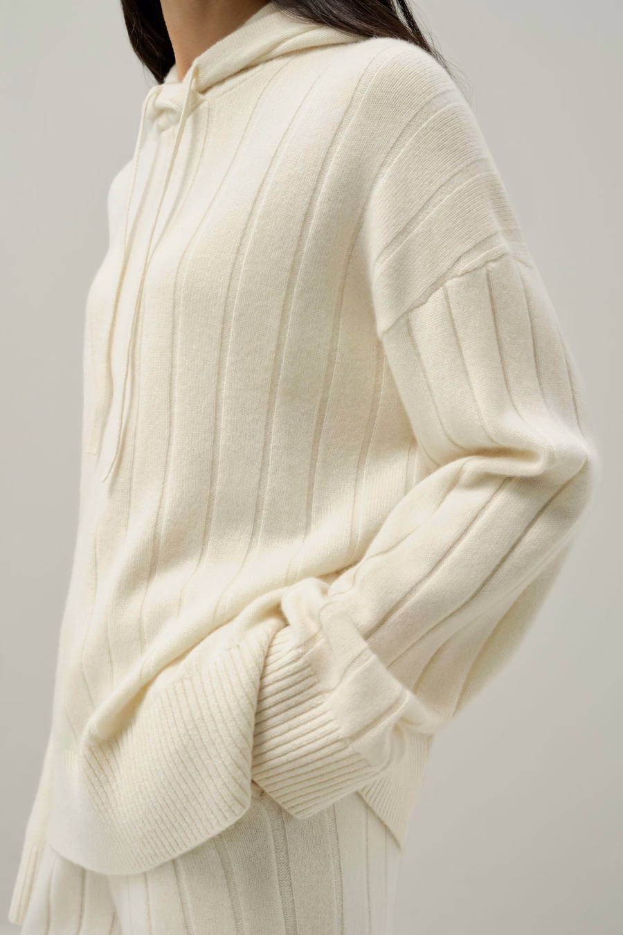 Gerippter Kapuzenstrickpullover
