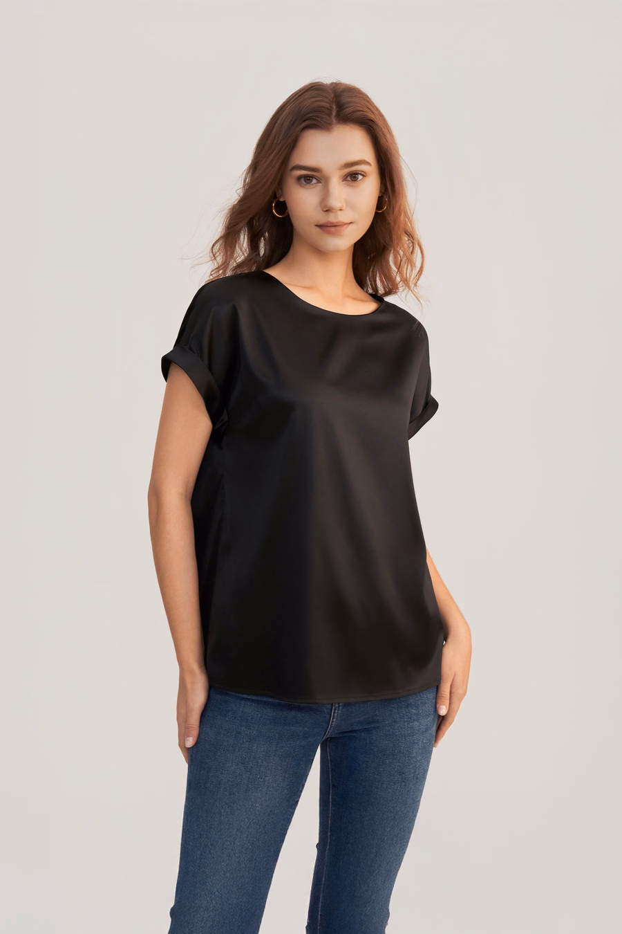 Short Sleeves Round Neck Silk Tee