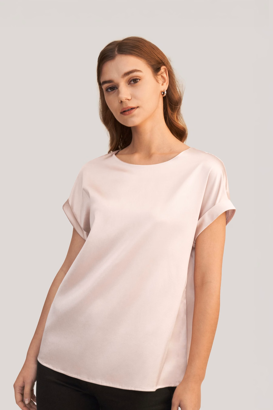 Short Sleeves Round Neck Silk Tee