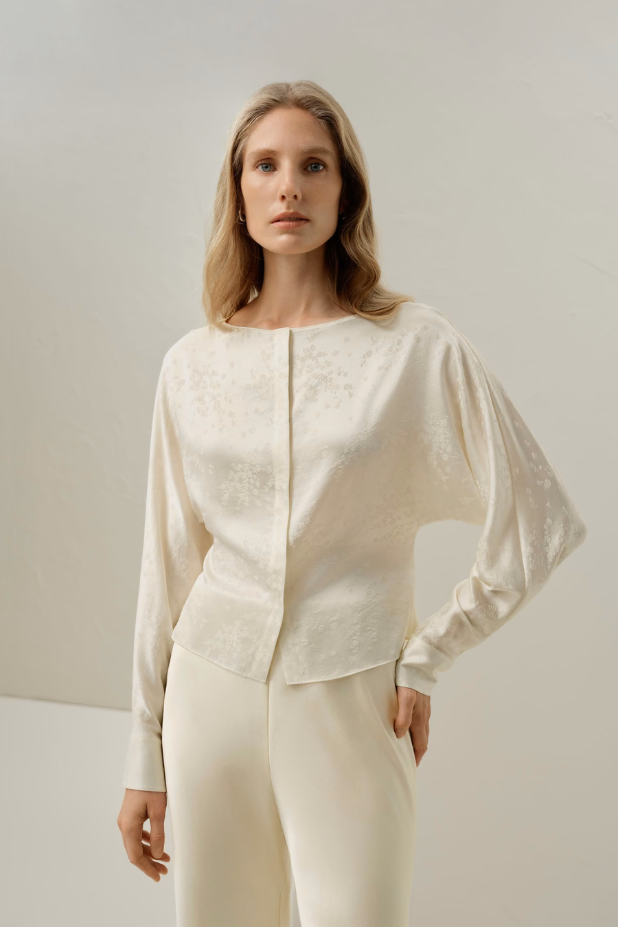 YING Jacquard-Seidenbluse