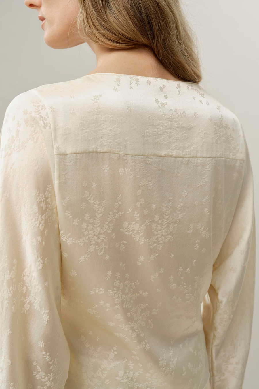 YING Jacquard-Seidenbluse