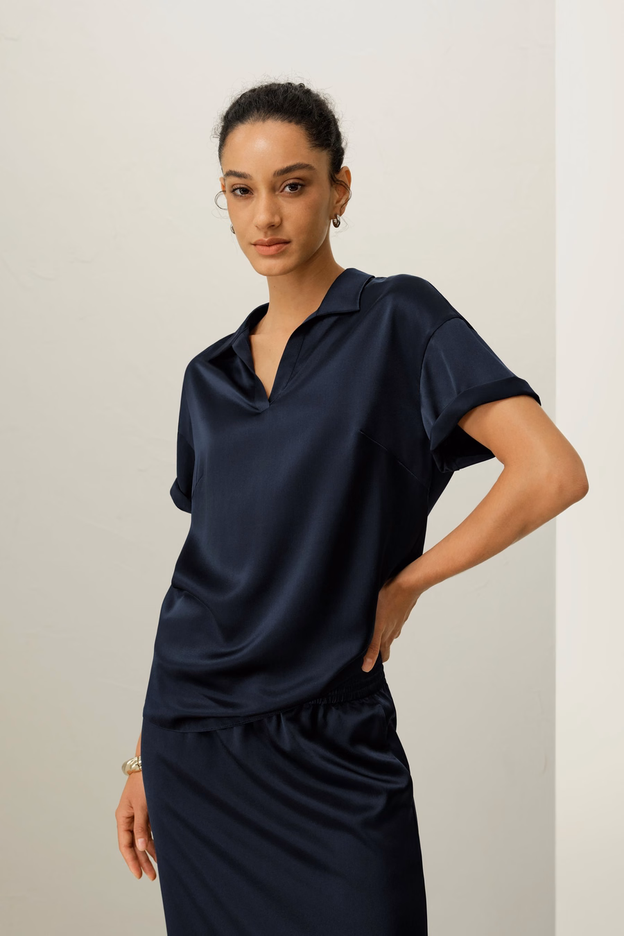 Waschbares Seiden-Charmé-Poloshirt