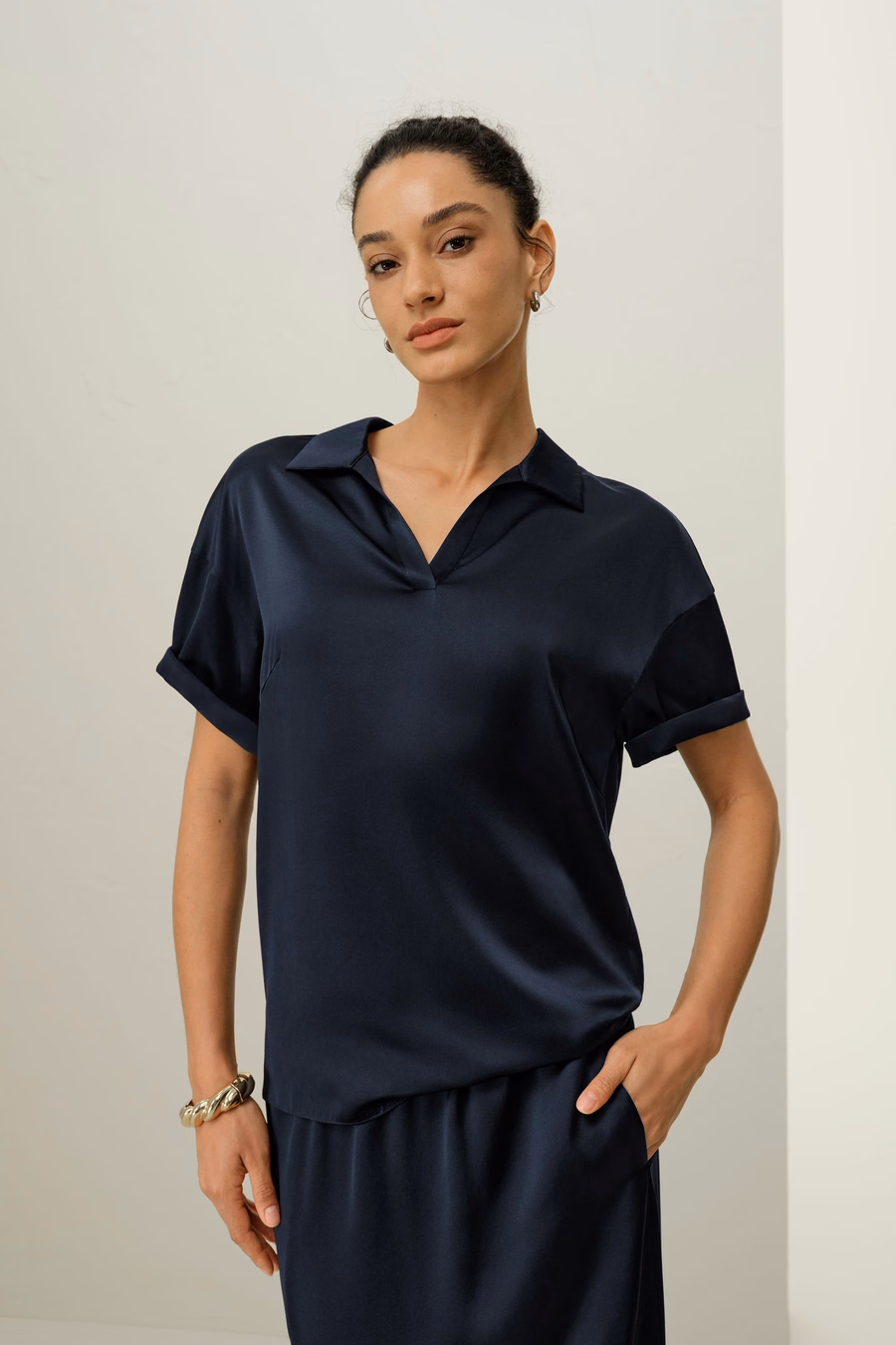 Waschbares Seiden-Charmé-Poloshirt