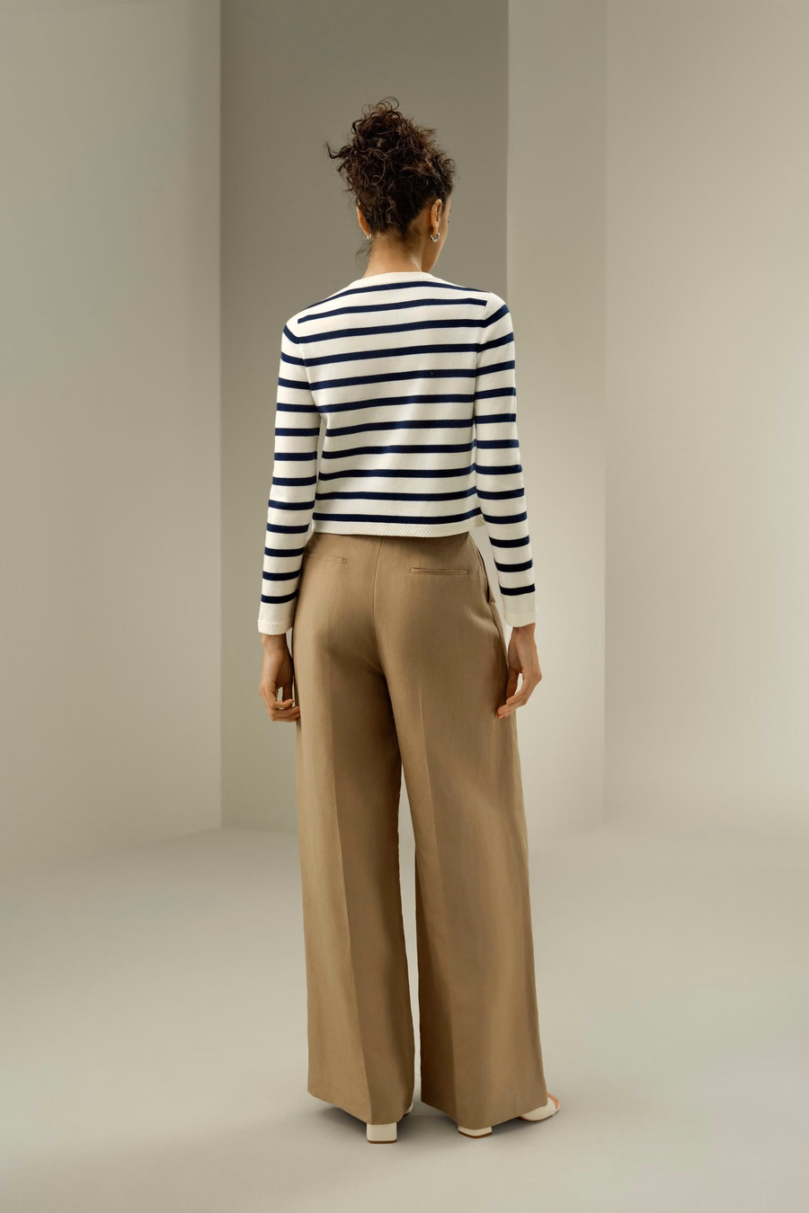 Front-gefaltete Seiden-Leinen-Mischhose