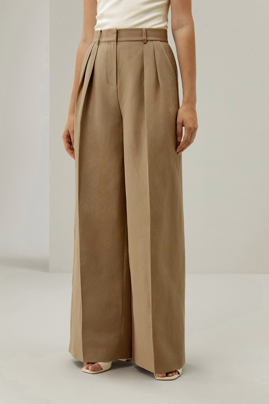 Front-gefaltete Seiden-Leinen-Mischhose