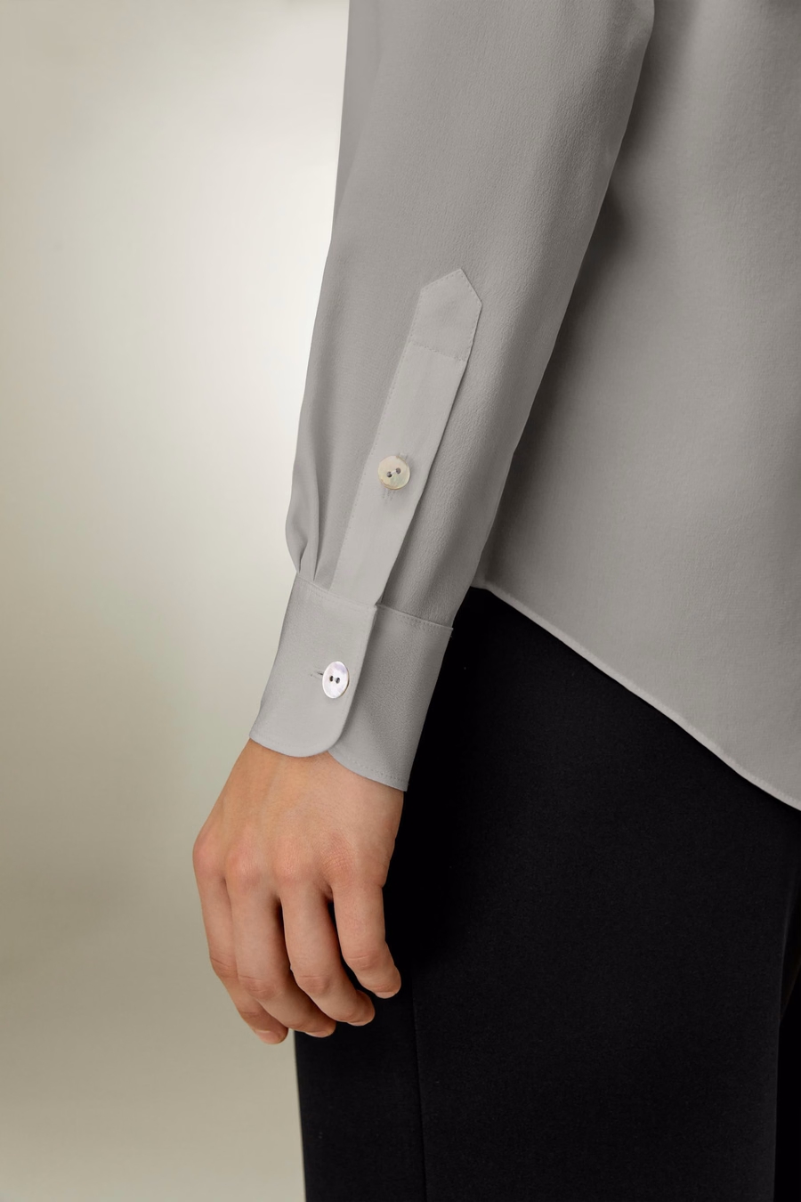 Seiden-Fliege-Bluse