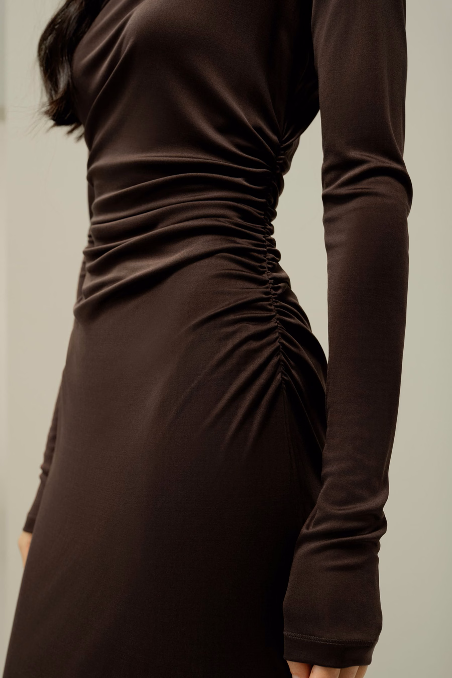 Elegantes Seiden-Jersey-Raffiniertes Midikleid