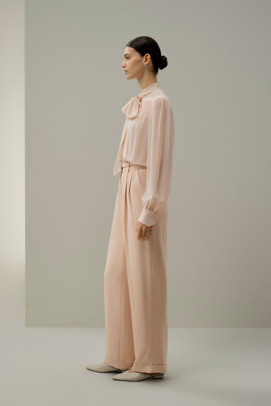 Fliege Seiden-Jasmin-Bluse