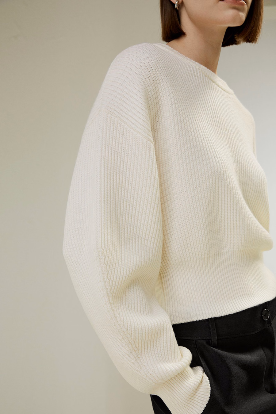Rundhals-Drop-Shoulder Merinowollpullover