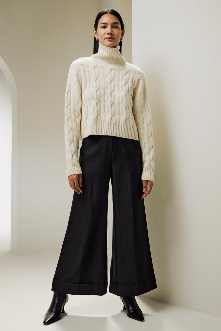 Kabelstrick-Kaschmir-Rollkragenpullover