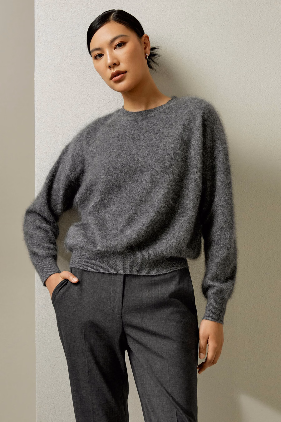 Entspannter Cashmere-Pullover mit fallenden Schultern