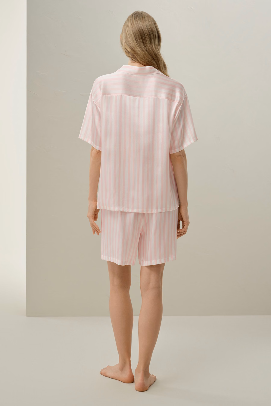 Gestreiftes Charmeuse Kurzpyjama-Set