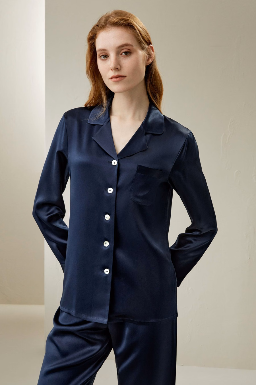 Vollständiges Seiden-Pyjama-Set für Frauen