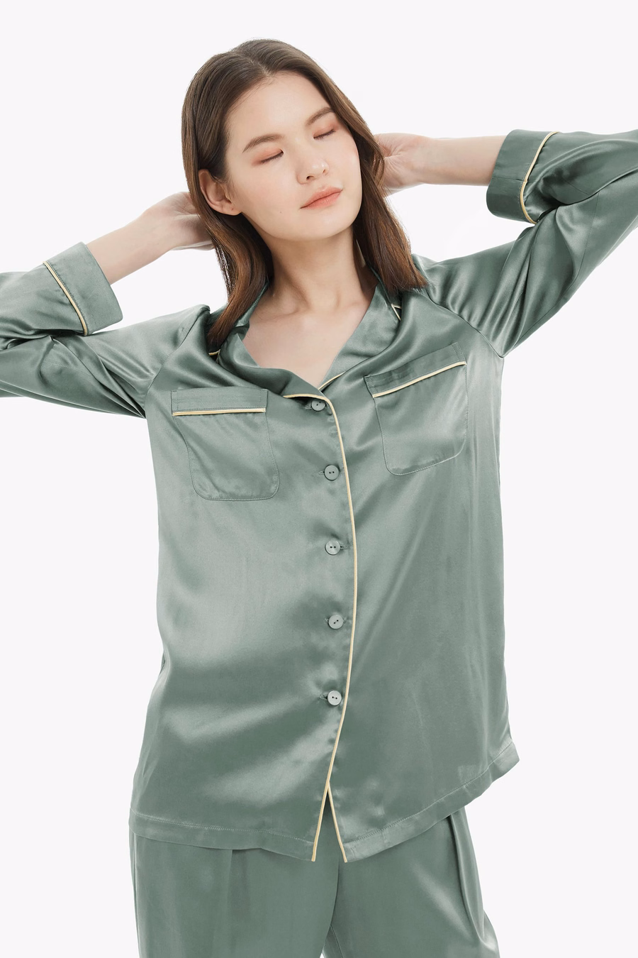 Gold-Piping Seiden-Pyjama-Set