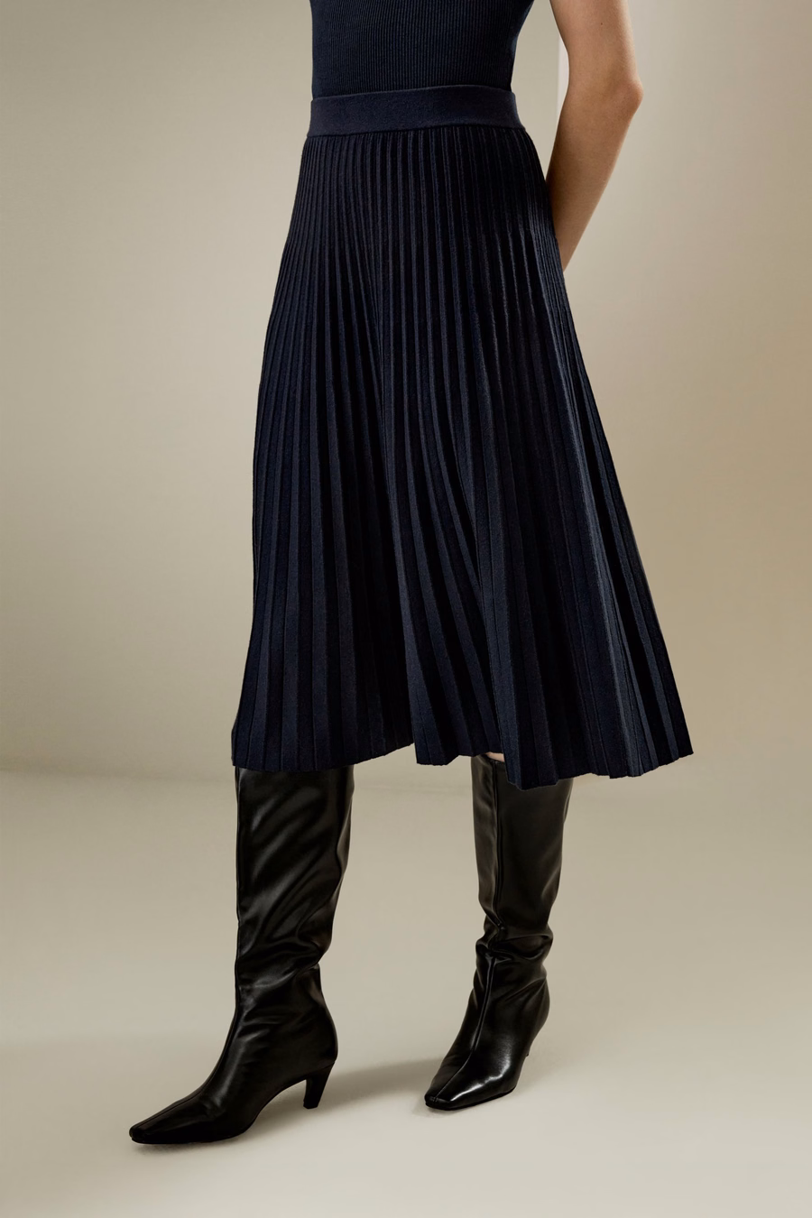 Pleated A-line Merino Wool Skirt