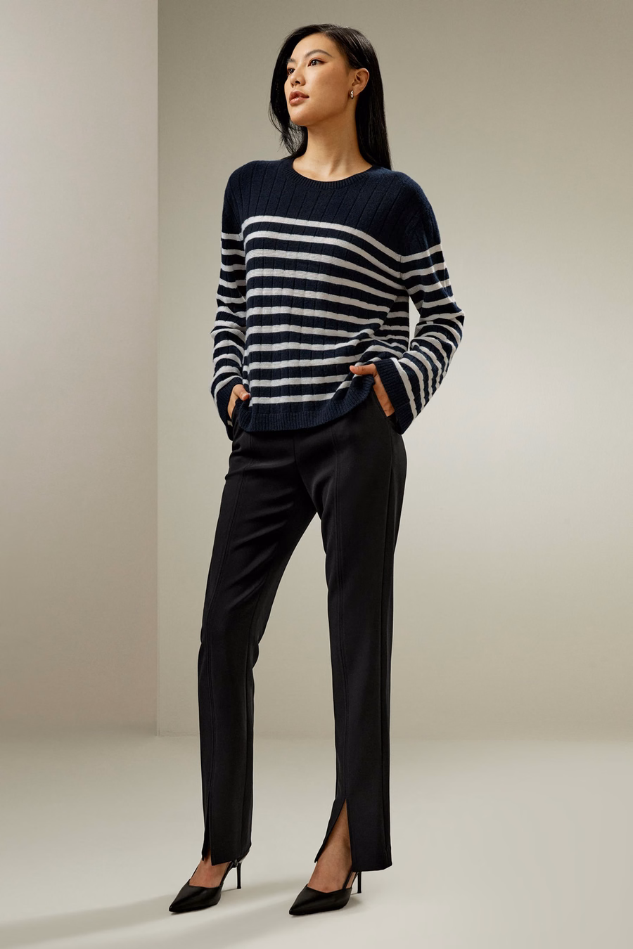 Drop-Shoulder gestreifter Cashmere-Pullover