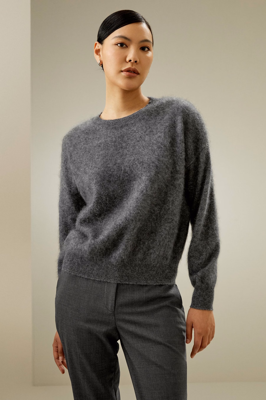 Entspannter Cashmere-Pullover mit fallenden Schultern