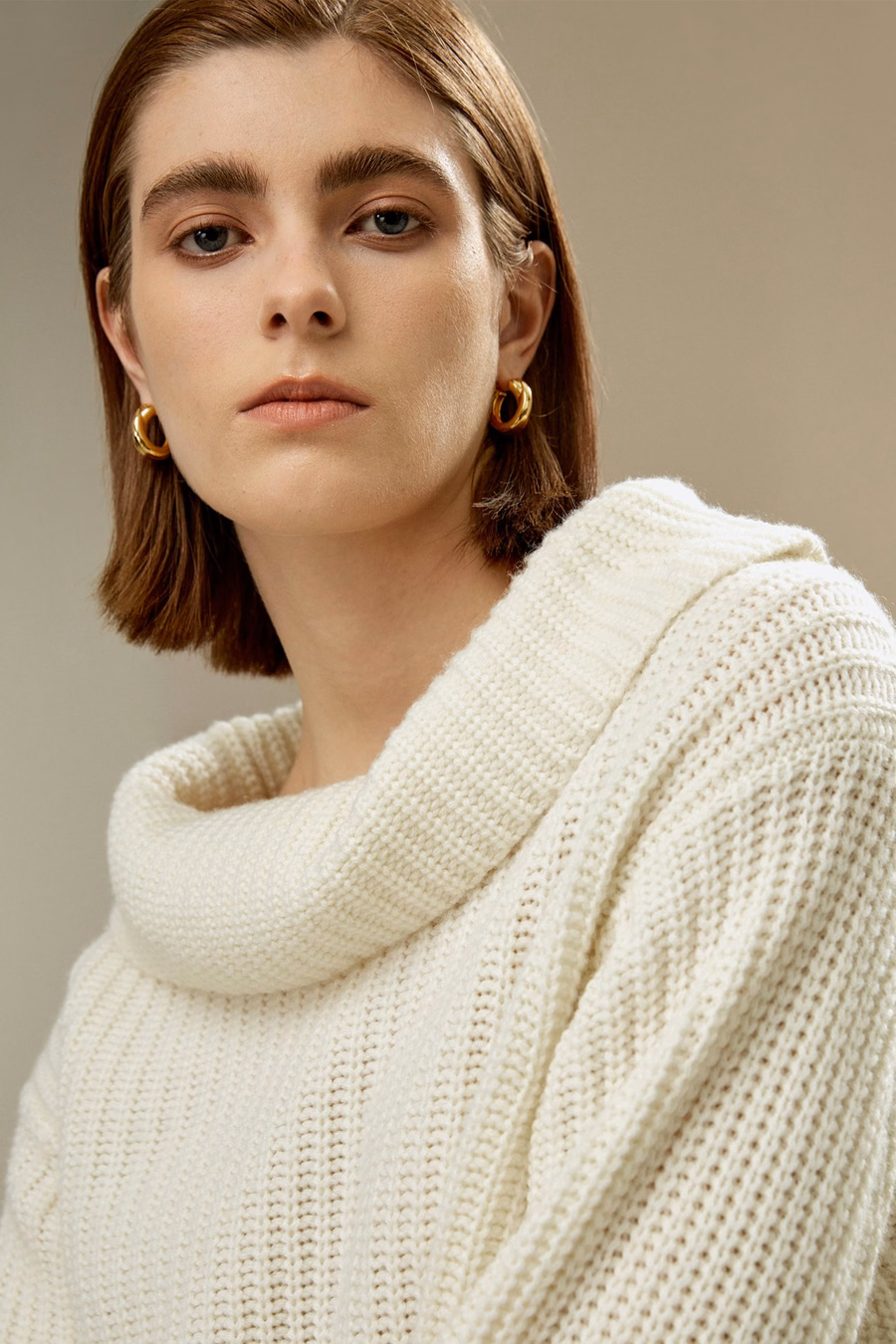 Weit geschnittener Rollkragenpullover