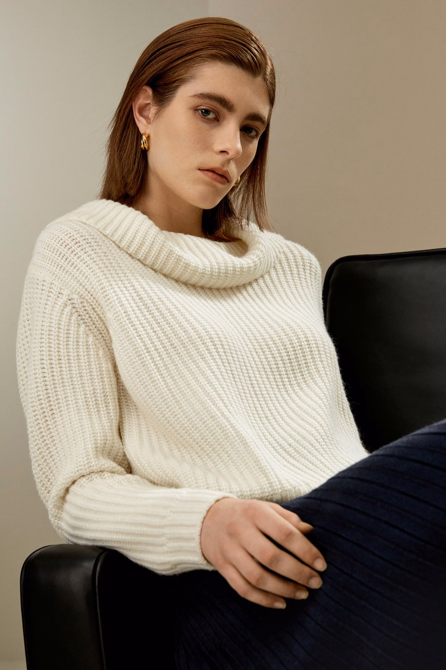 Weit geschnittener Rollkragenpullover