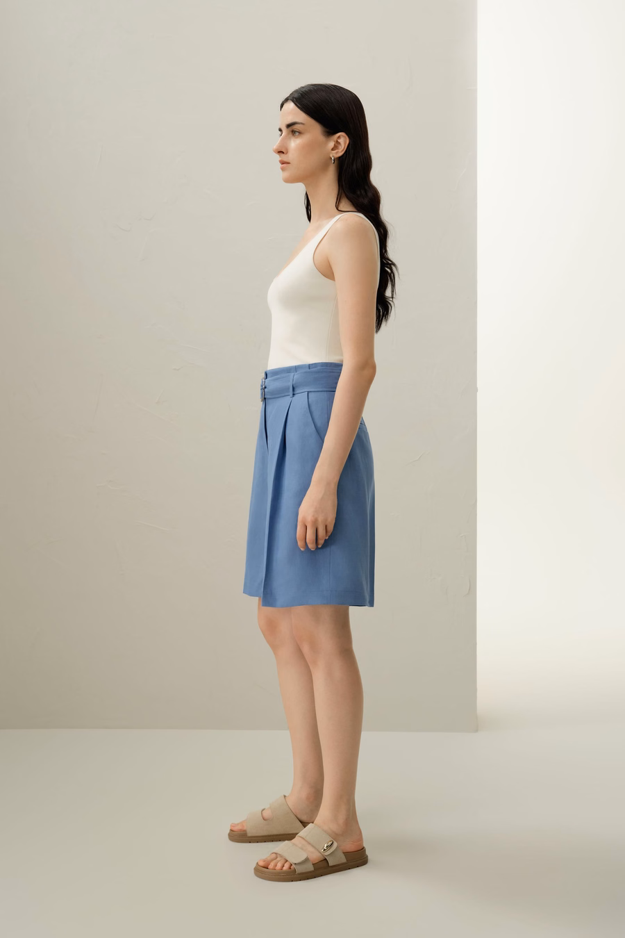 Seiden-Leinen-Gürtel-Shorts
