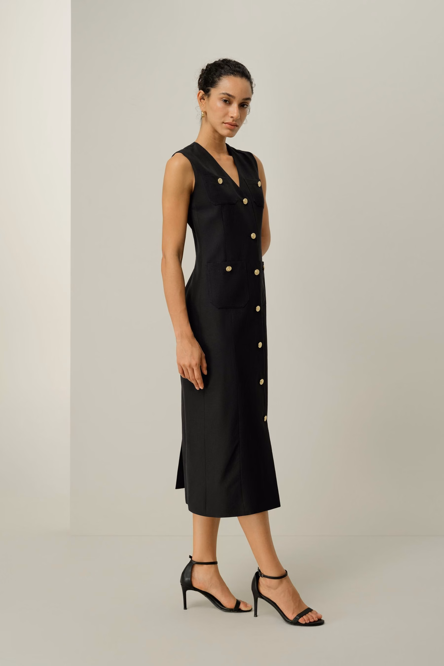 Seiden-Leinen Kleid mit Metallknopf