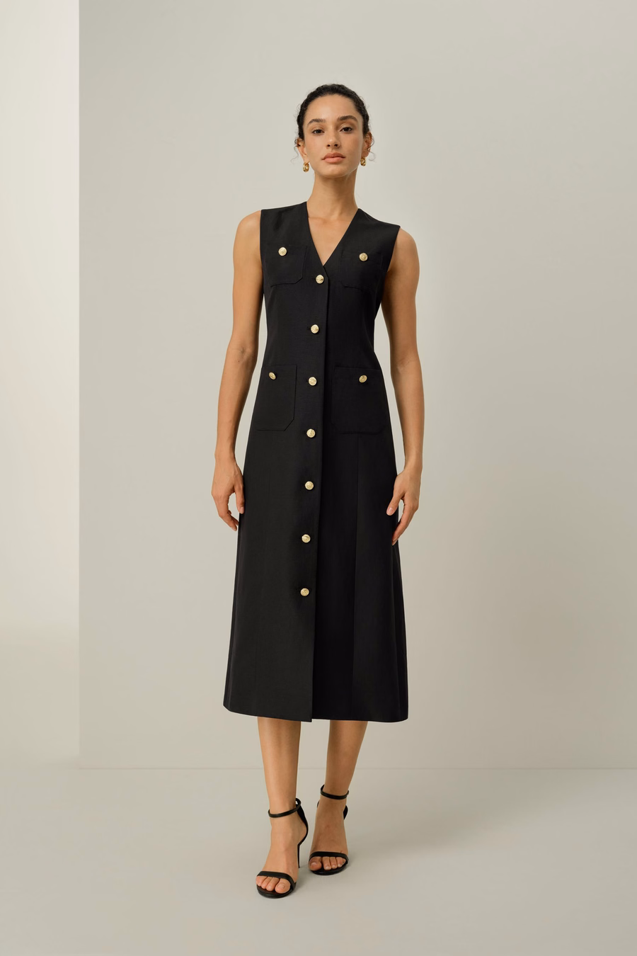 Seiden-Leinen Kleid mit Metallknopf