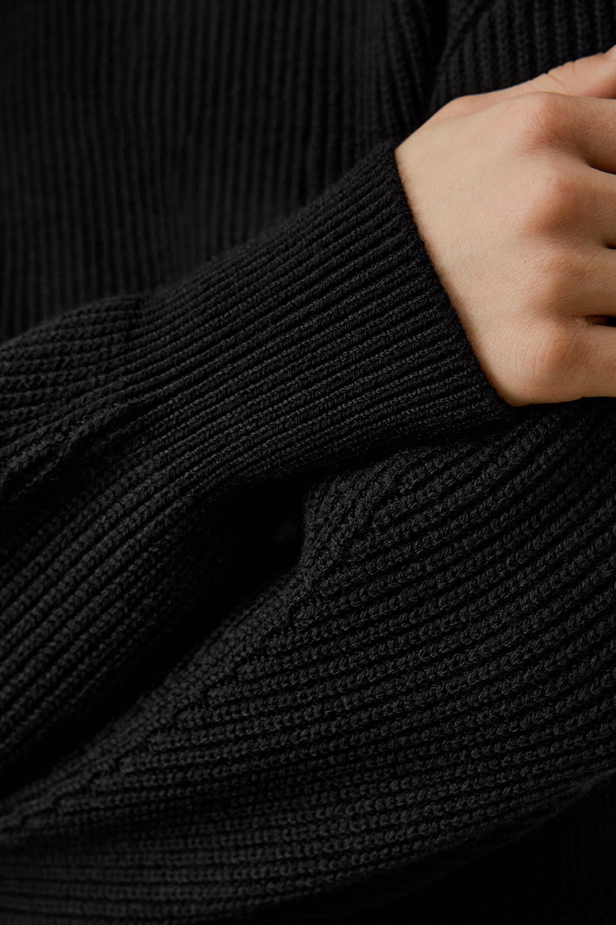 Rundhals-Drop-Shoulder Merinowollpullover