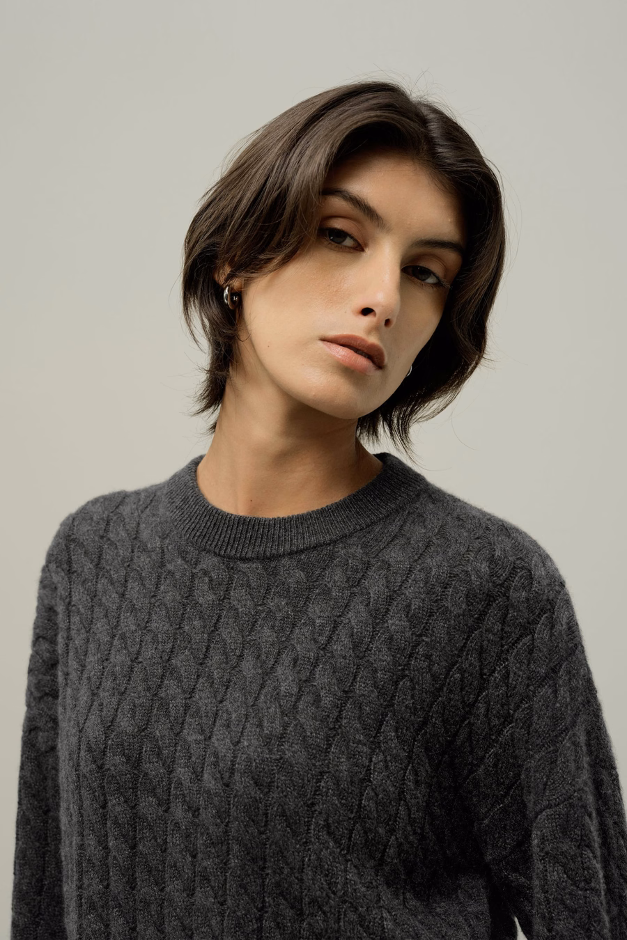 Rundhals Kabelstrick-Kaschmir-Pullover