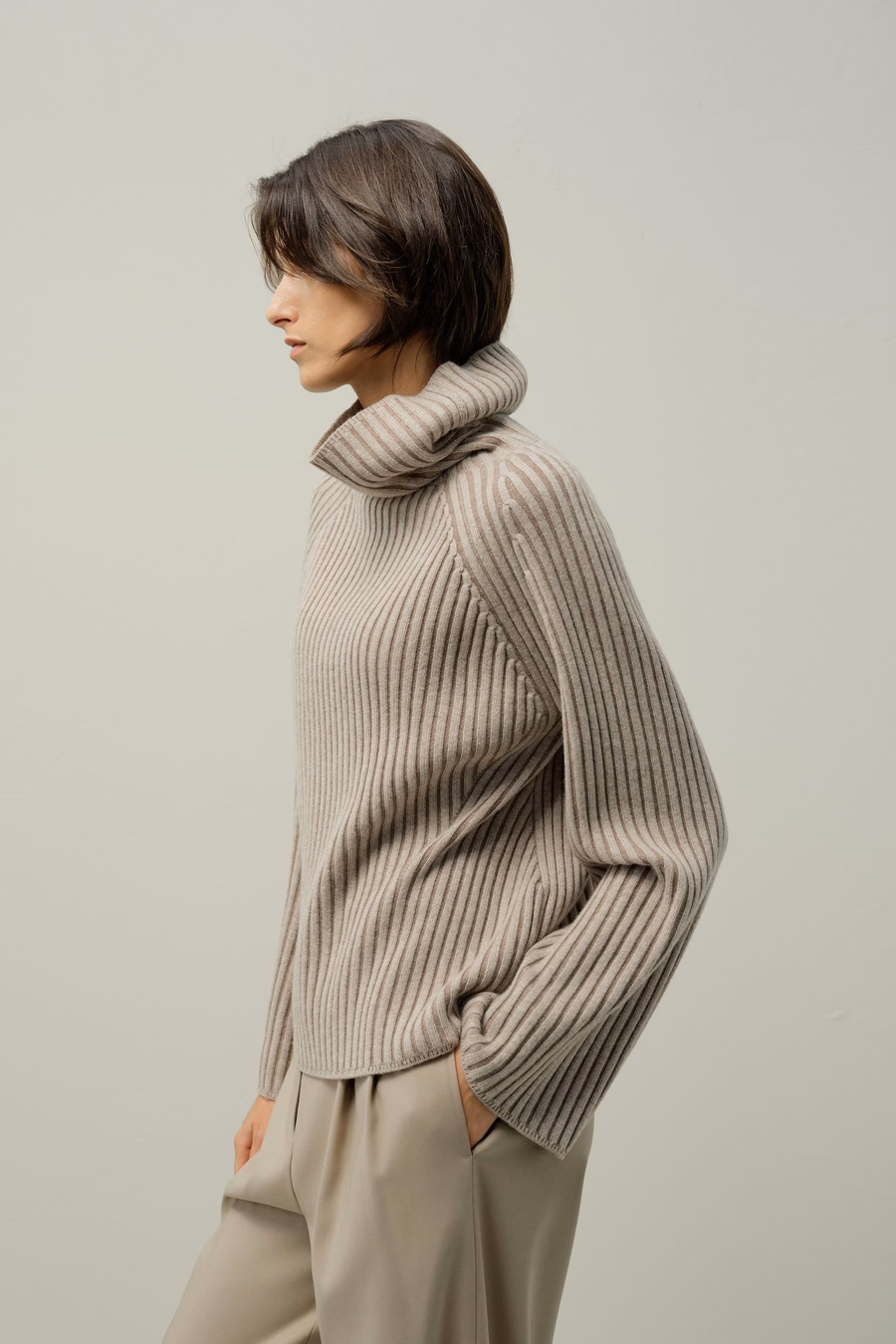 Wool Cashmere Blend Turtleneck Sweater