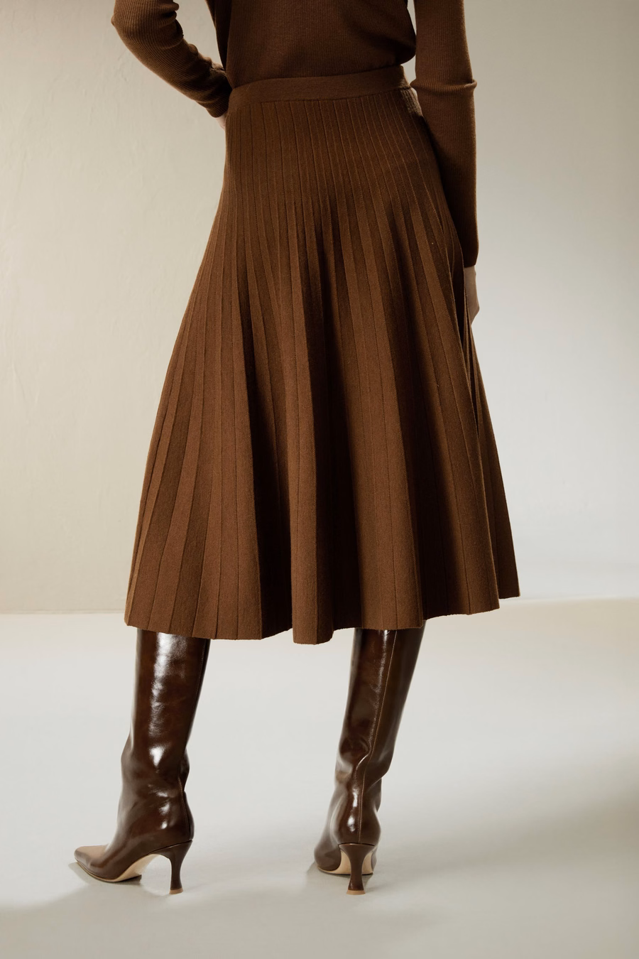 Collegiate Ultra-fine Merino Wool Skirt