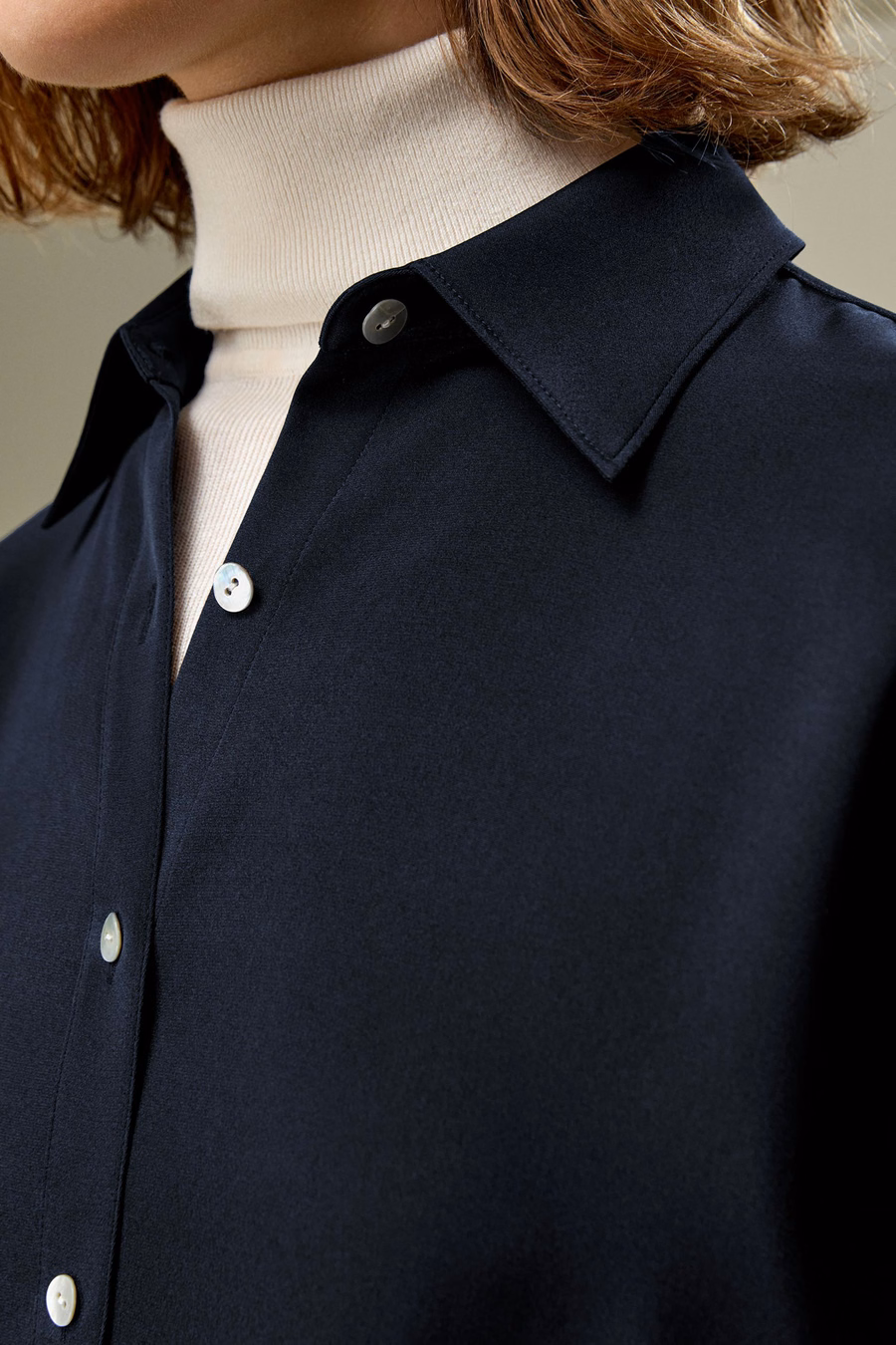 Das One Relaxed Fit Seidenhemd