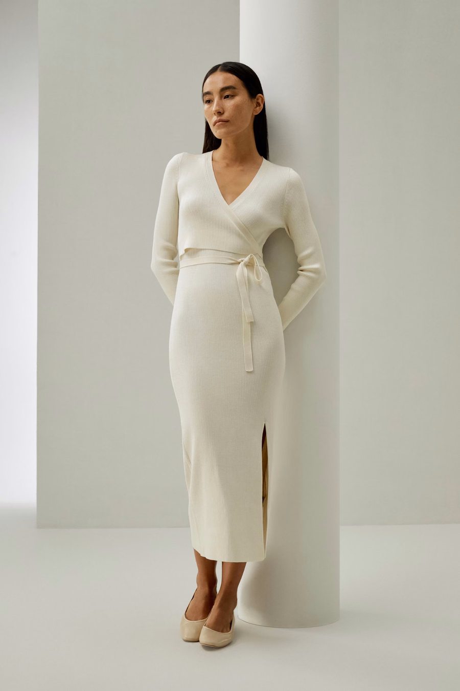 Elegantes Wickel-Front-Seidenstrickkleid