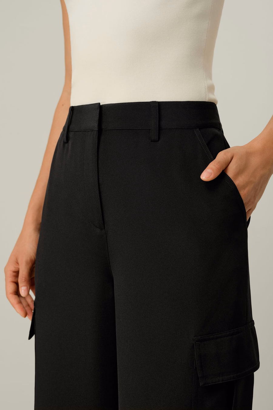 Seiden-Crepe Cargo-Hose